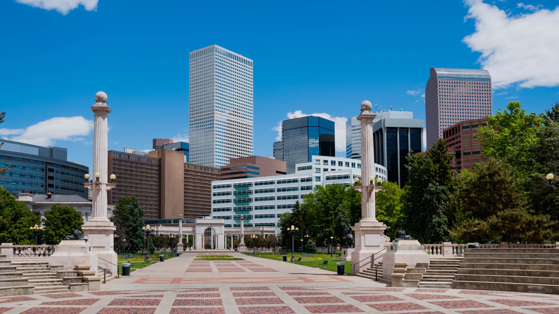 downtown buildings and skyline denver co