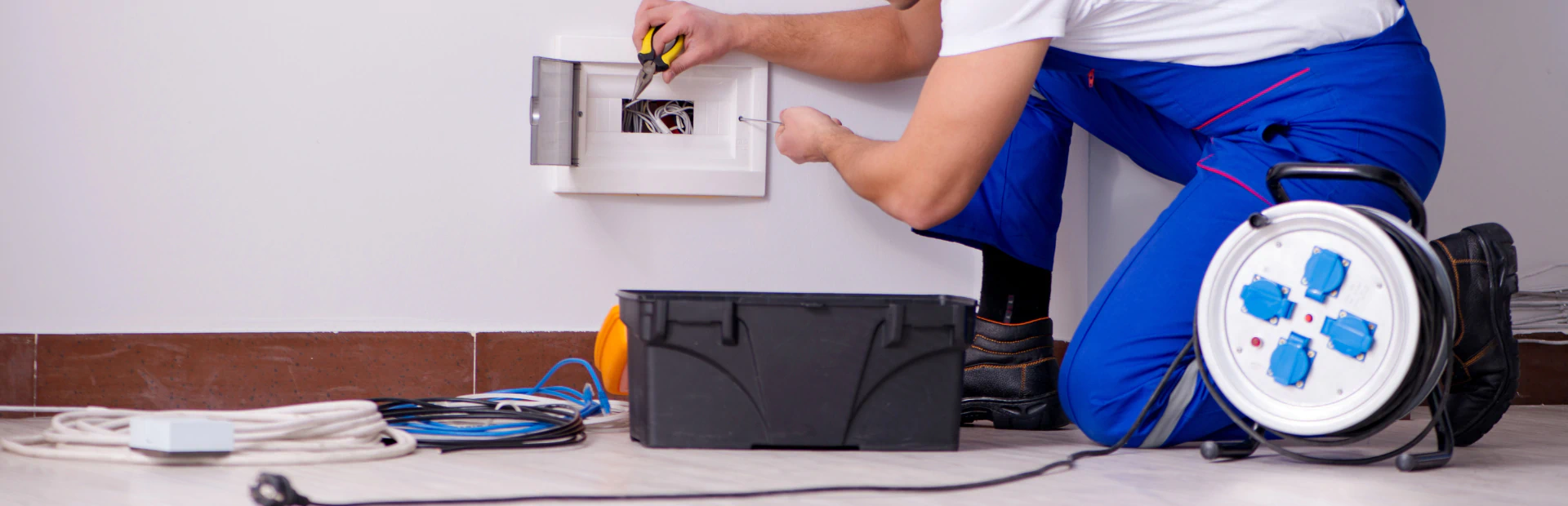 troubleshooting and repairs breadcrumb hero